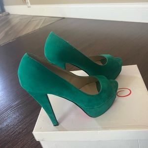 Women’s Heels size 8